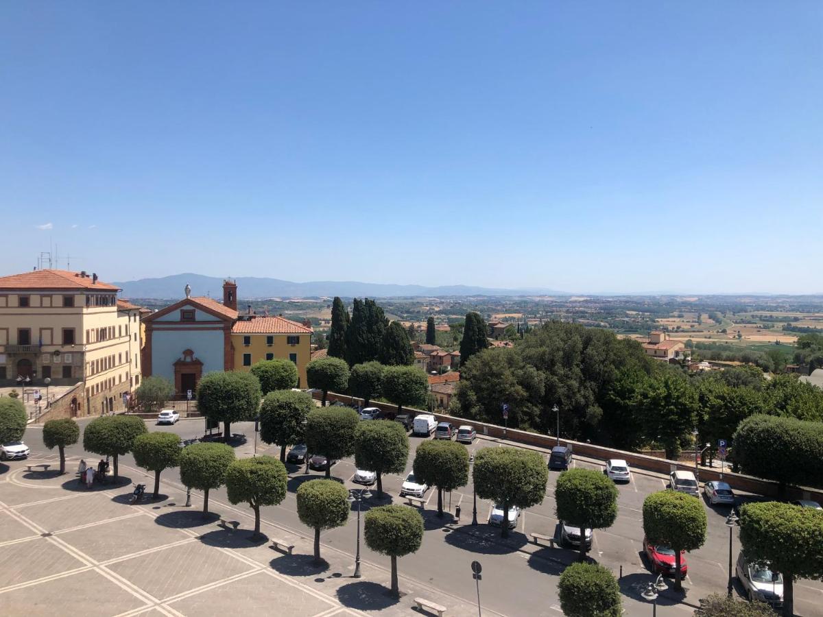 “Attico Garibaldi” Nel Cuore Della Toscana Sinalunga Exterior photo